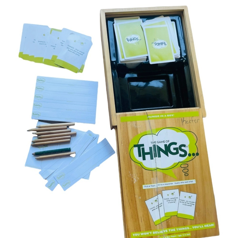 Play Monster The Game of Things Box Game - Picture 2 of 9